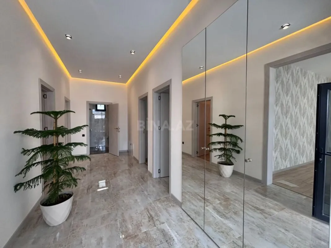 Satılır 4 otaqlı həyət evi 175 m²