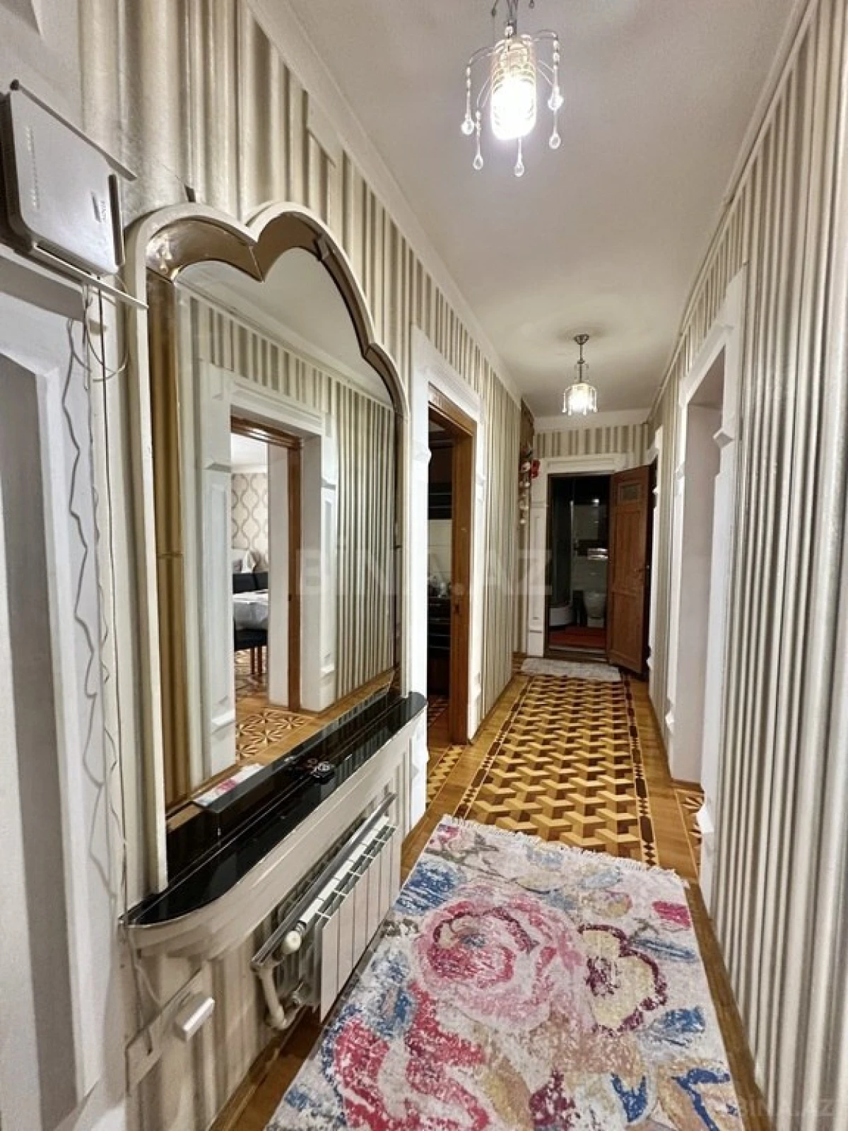 Satılır 3 otaqlı mənzil 100 m²