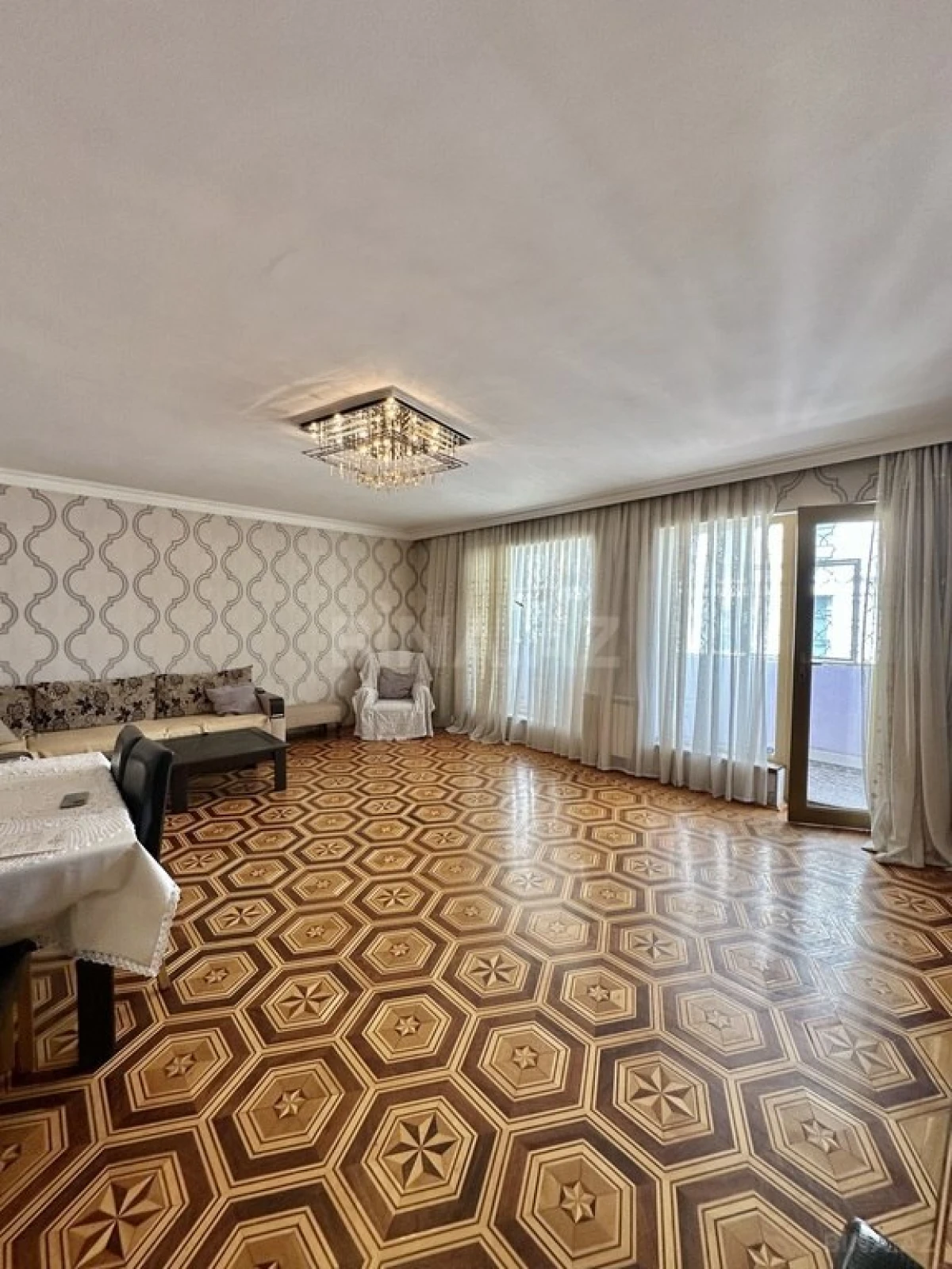 Satılır 3 otaqlı mənzil 100 m²