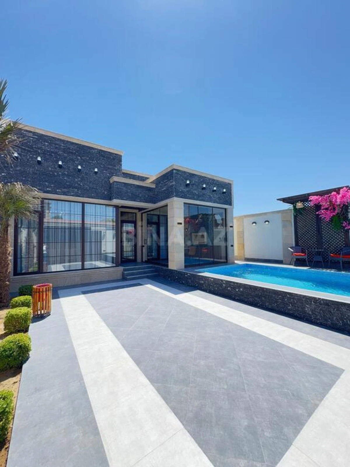 Satılır 4 otaqlı həyət evi 160 m²