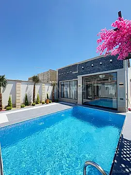 Satılır 4 otaqlı həyət evi 160 m²