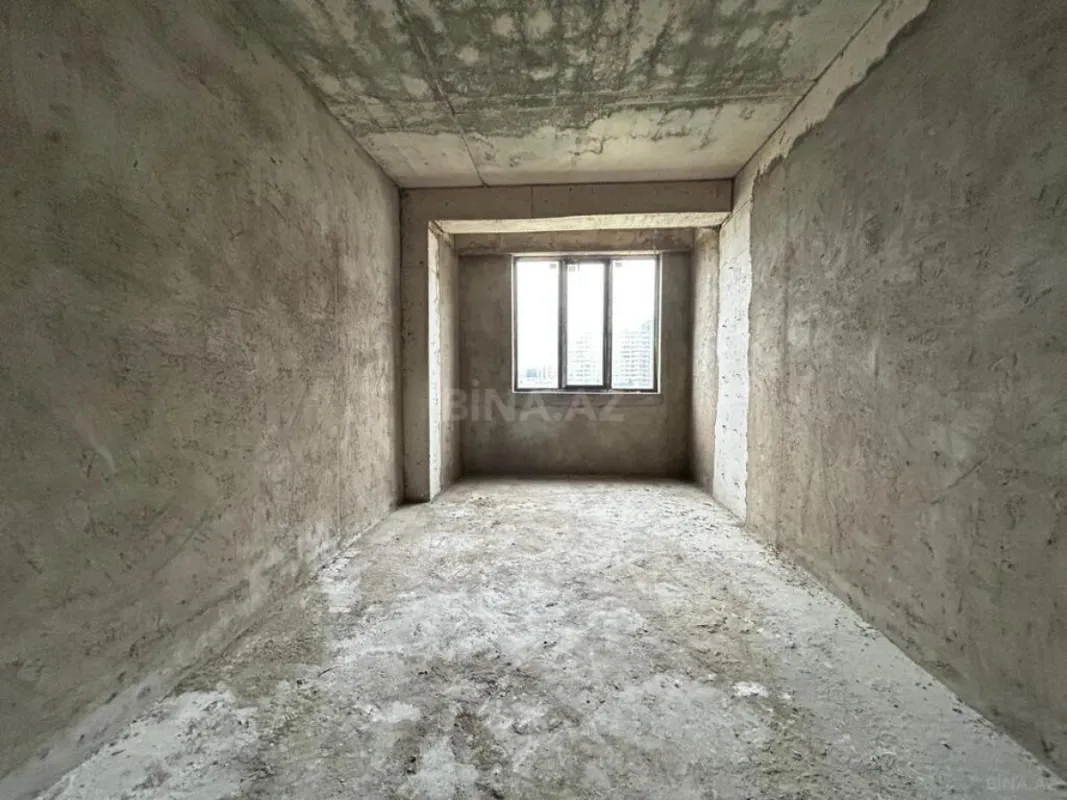 Satılır 2 otaqlı mənzil 76 m²