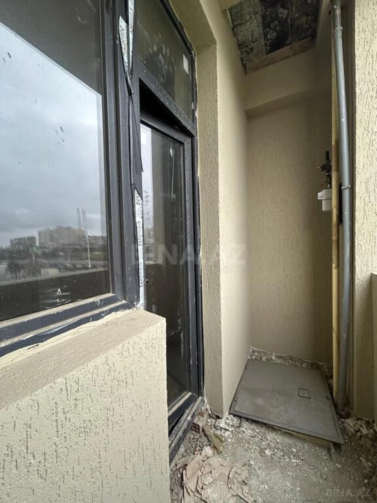 Satılır 2 otaqlı mənzil 76 m²