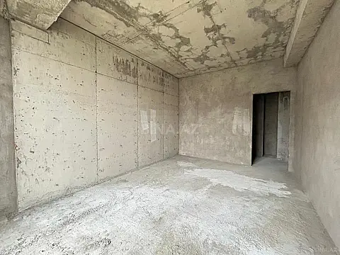 Satılır 2 otaqlı mənzil 76 m²