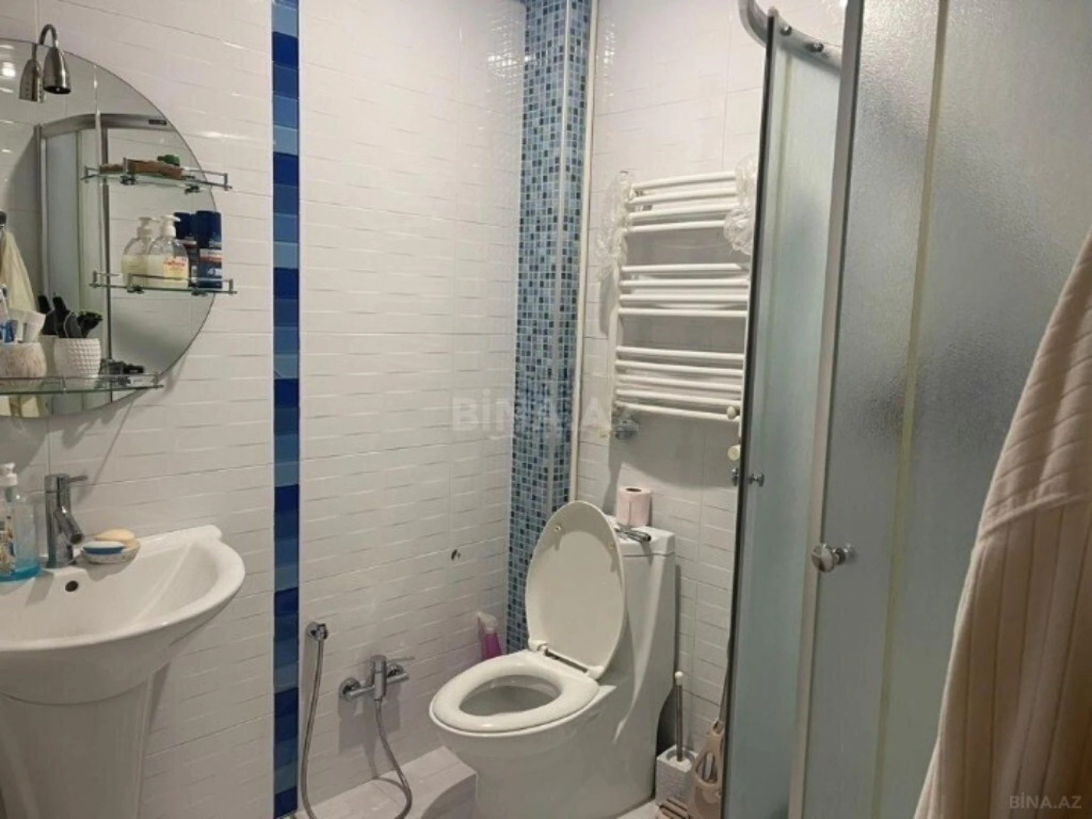 Satılır 5 otaqlı mənzil 270 m²