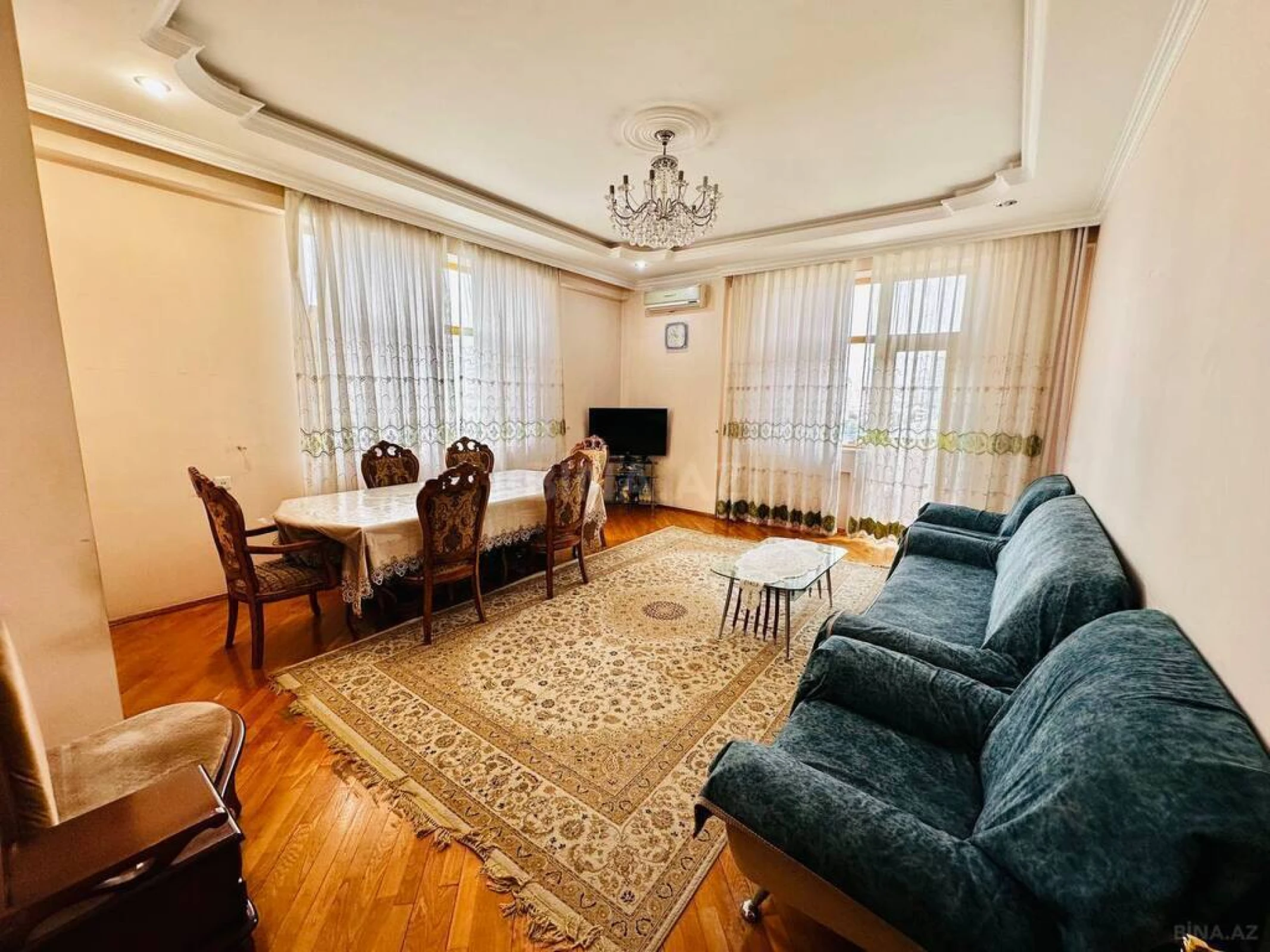 Satılır 3 otaqlı mənzil 120 m²