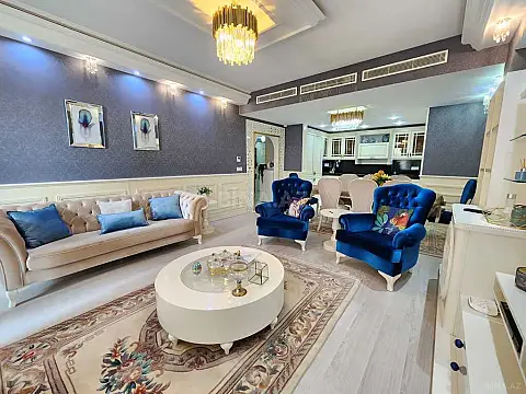 Kirayə verilir 4 otaqlı mənzil 180 m²