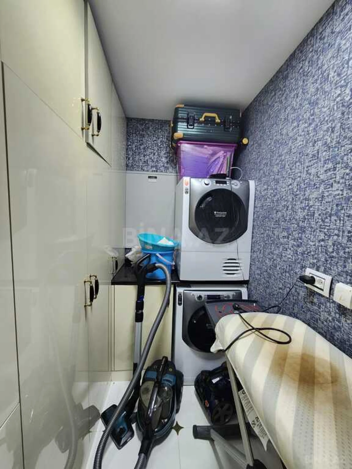 Kirayə verilir 4 otaqlı mənzil 180 m²