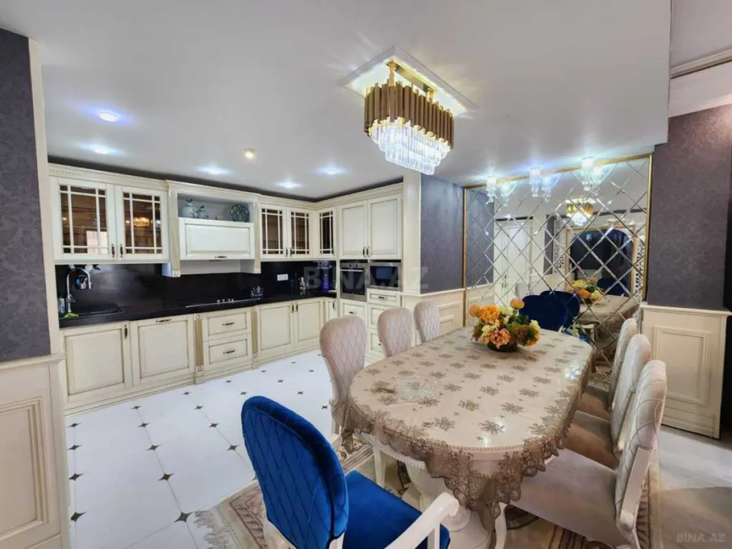 Kirayə verilir 4 otaqlı mənzil 180 m²