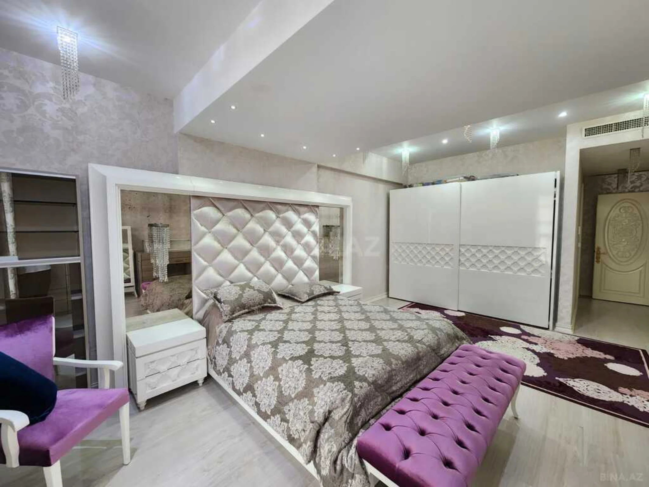 Kirayə verilir 4 otaqlı mənzil 180 m²