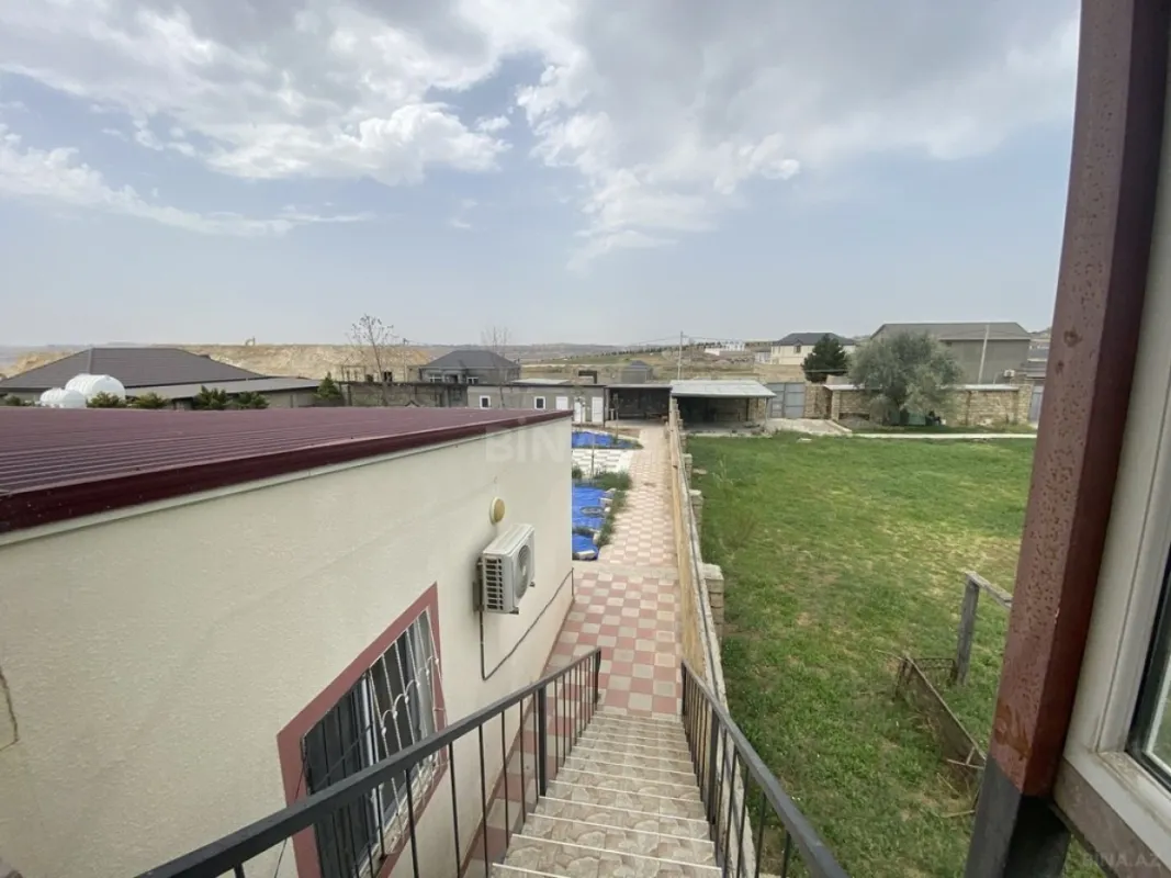 Satılır 3 otaqlı həyət evi 100 m²