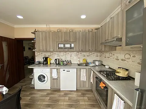 Satılır 3 otaqlı həyət evi 100 m²