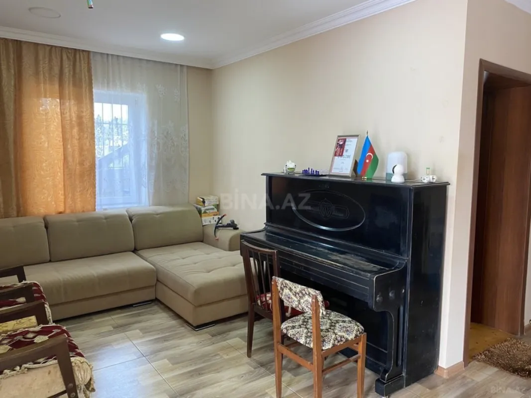 Satılır 3 otaqlı həyət evi 100 m²