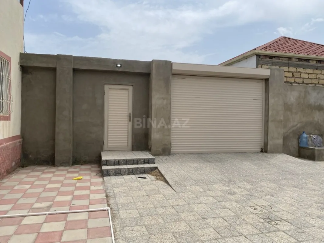 Satılır 3 otaqlı həyət evi 100 m²