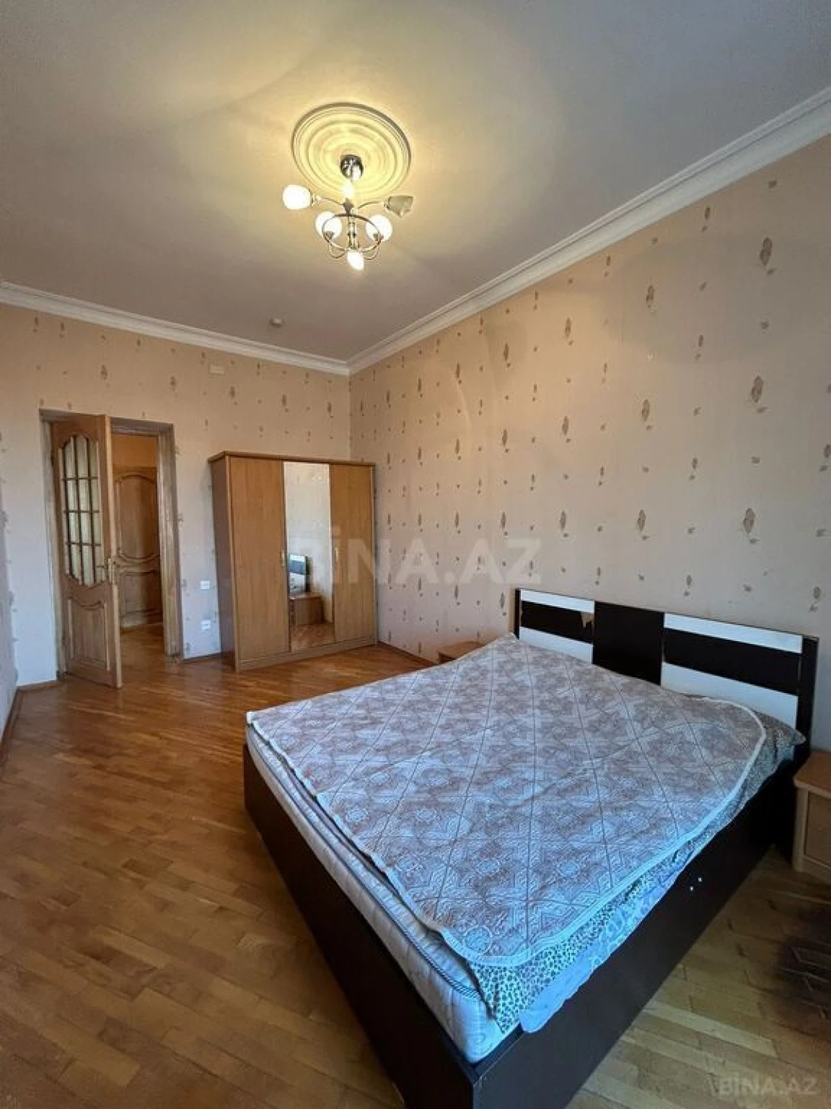 Kirayə verilir 3 otaqlı mənzil 90 m²
