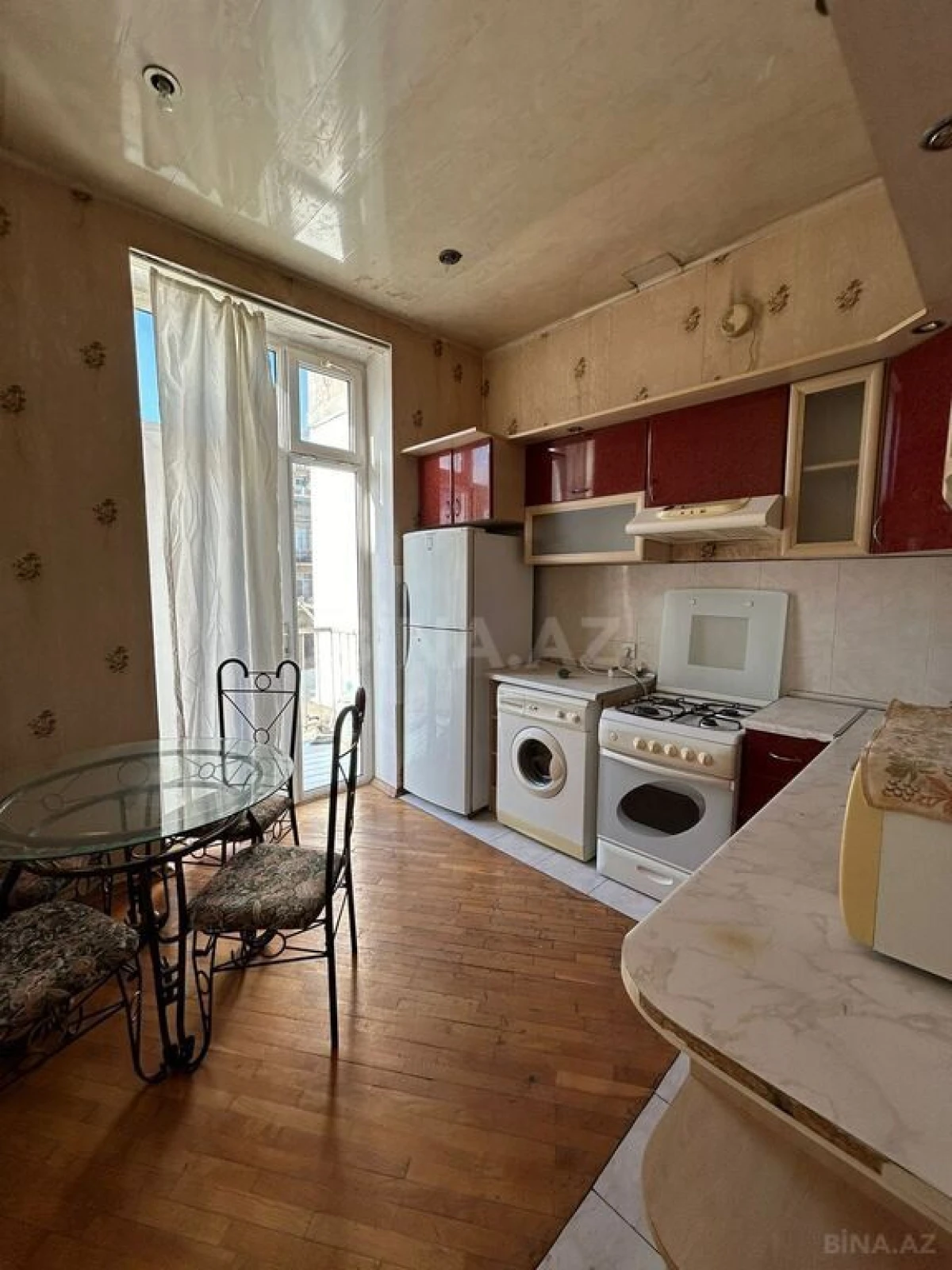 Kirayə verilir 3 otaqlı mənzil 90 m²