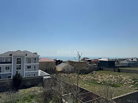 Satılır 7 otaqlı həyət evi 600 m²