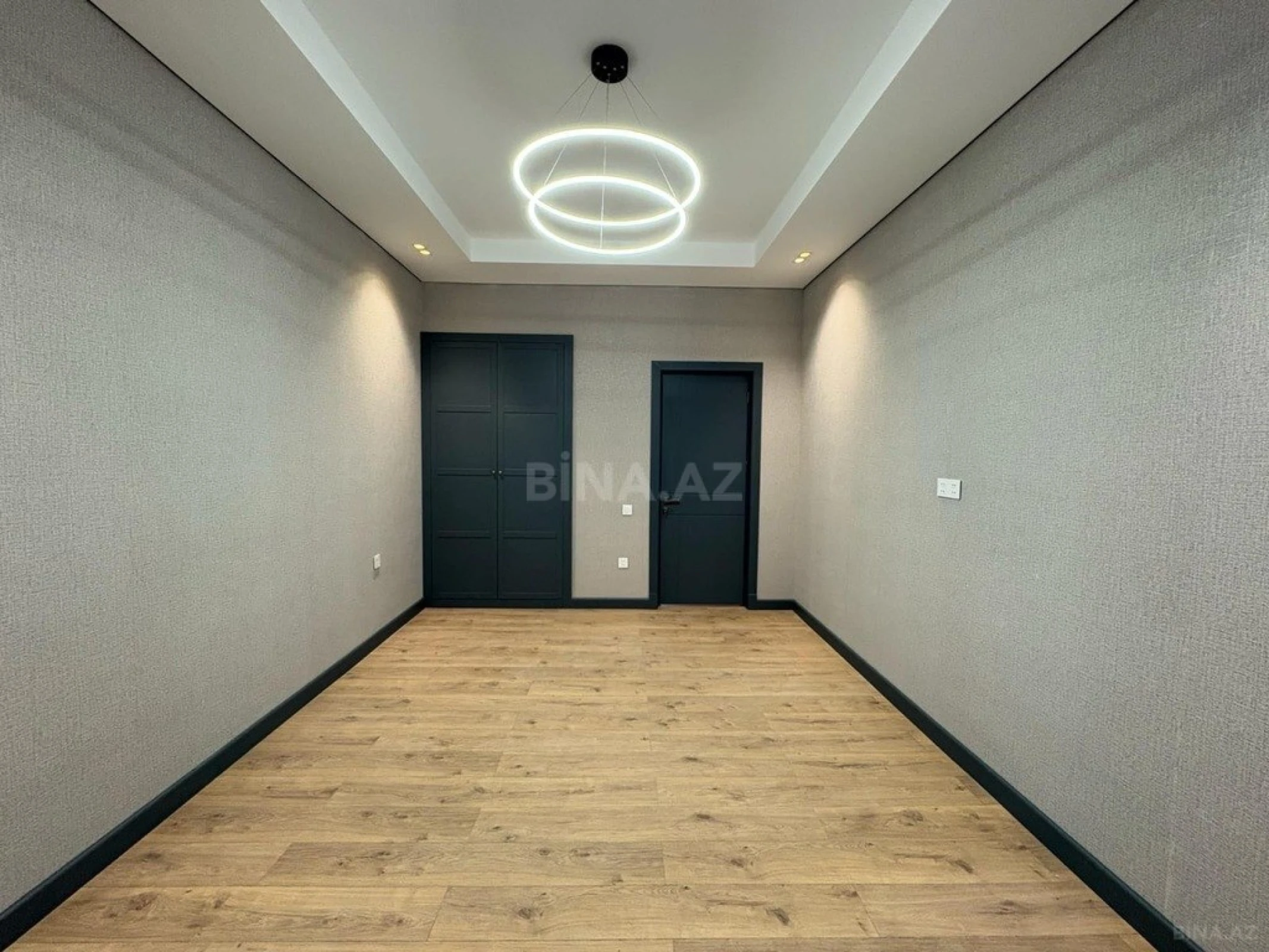 Satılır 4 otaqlı həyət evi 180 m²
