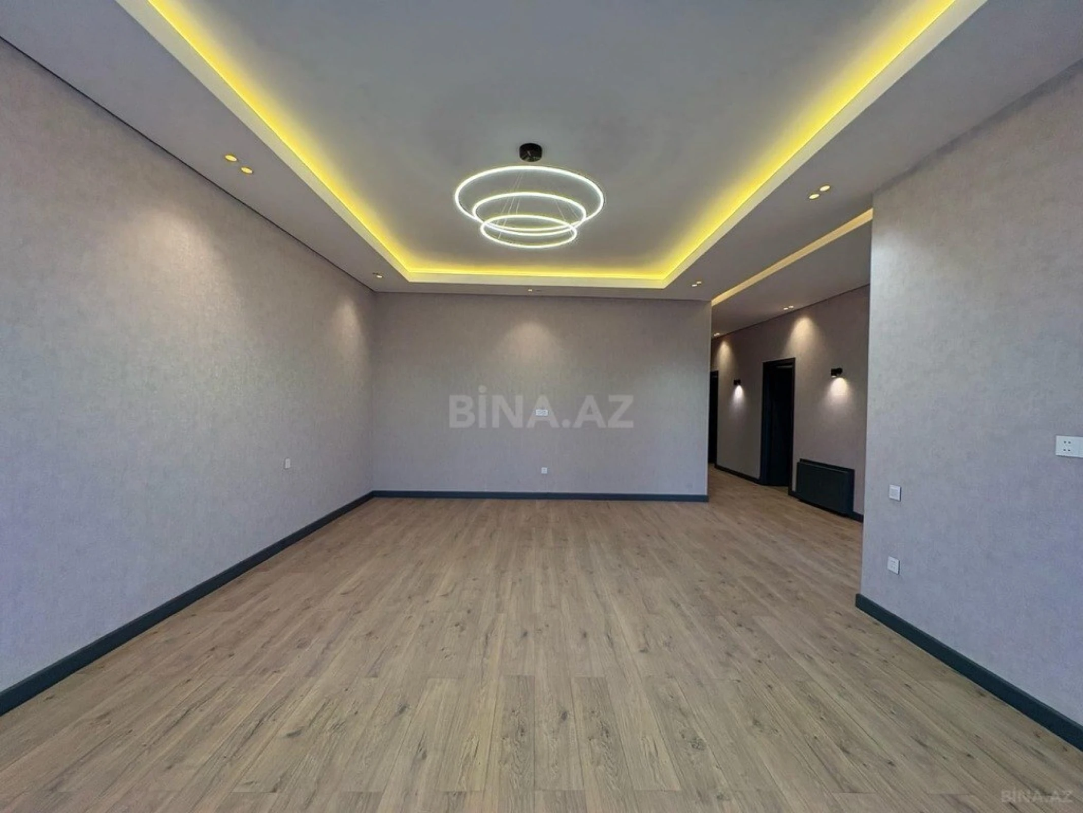 Satılır 4 otaqlı həyət evi 180 m²