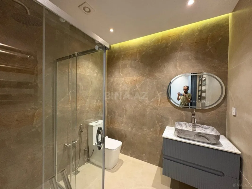 Satılır 4 otaqlı həyət evi 180 m²