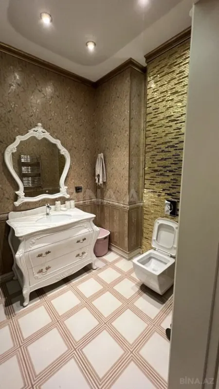 Kirayə verilir 3 otaqlı mənzil 153 m²