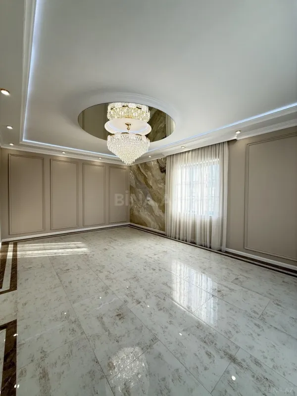 Satılır 6 otaqlı həyət evi 380 m²
