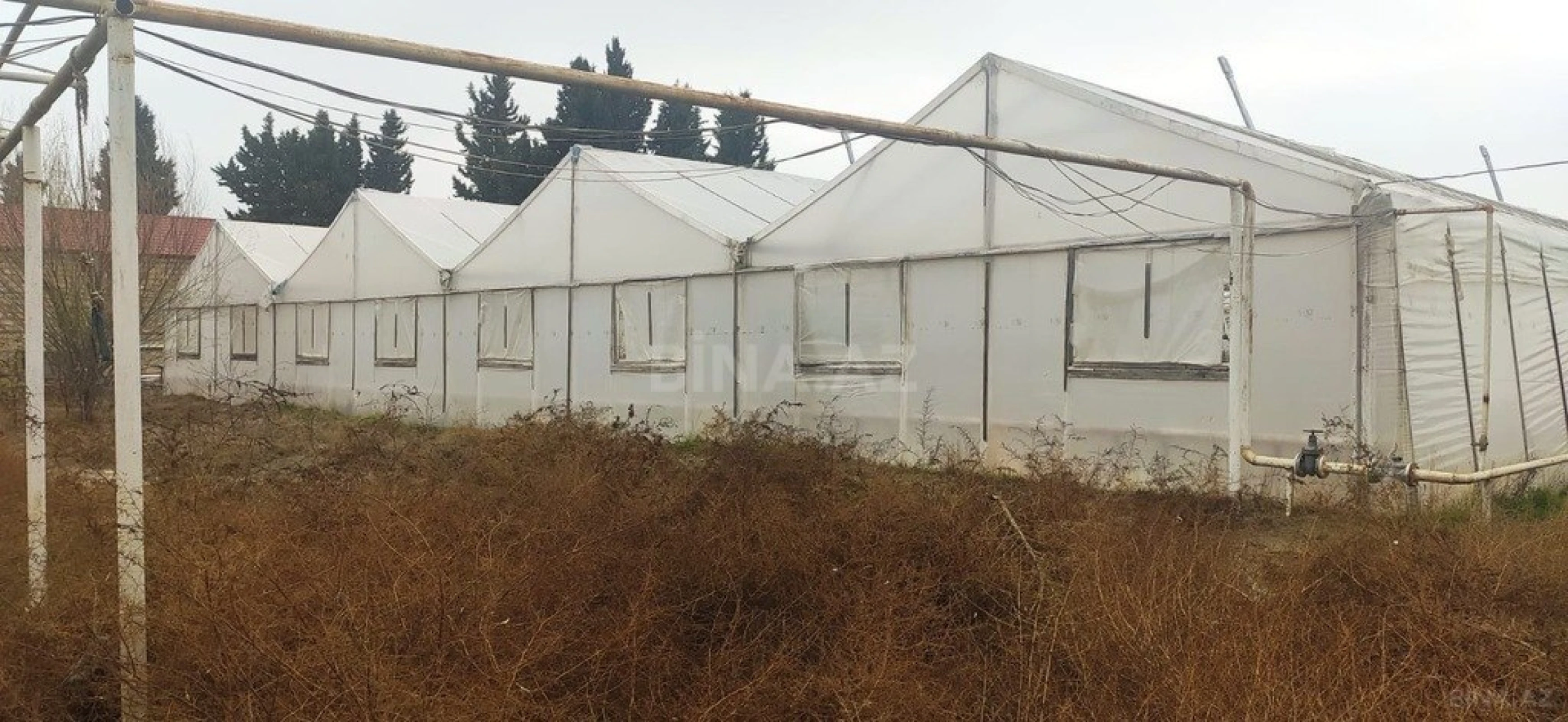 Satılır obyekt 200 m²