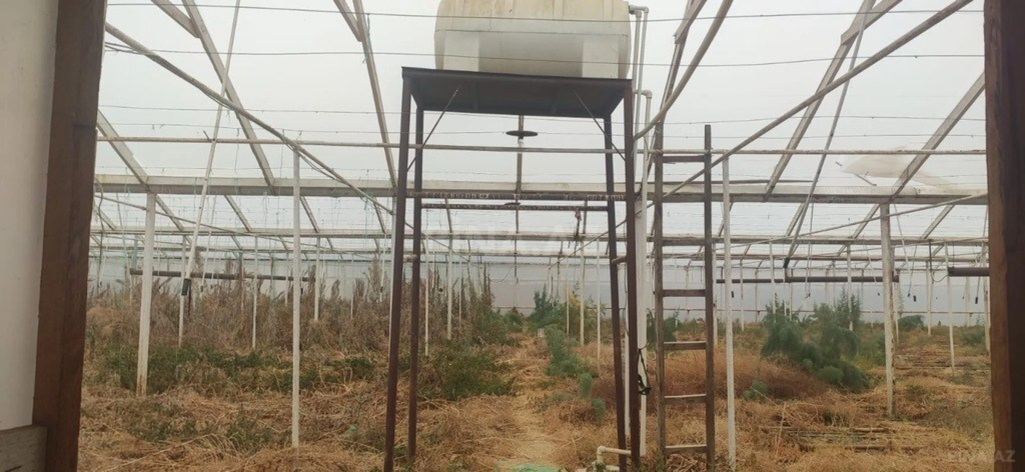 Satılır obyekt 200 m²