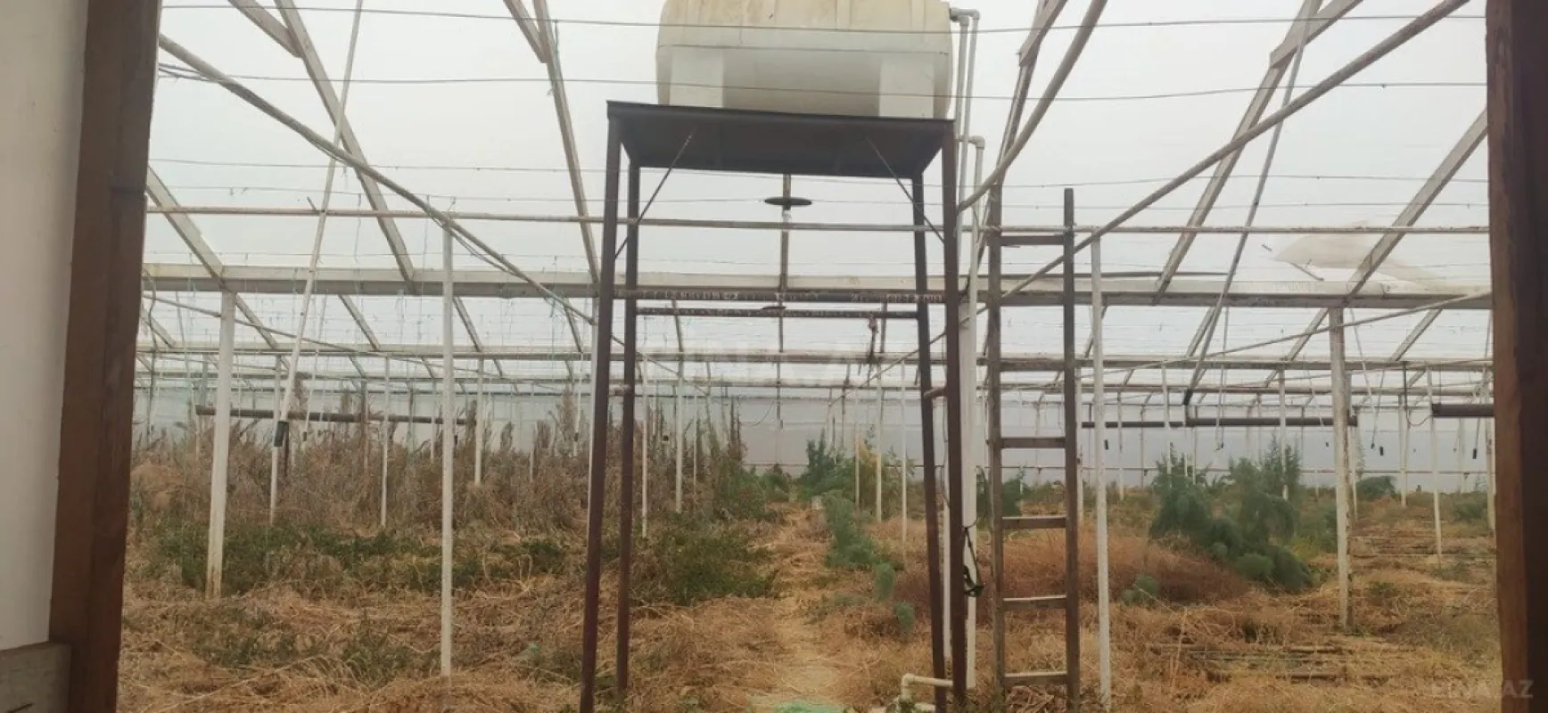 Satılır obyekt 200 m²