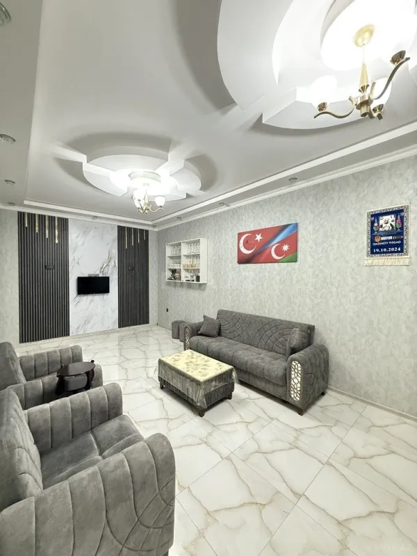 Satılır 4 otaqlı həyət evi 180 m²