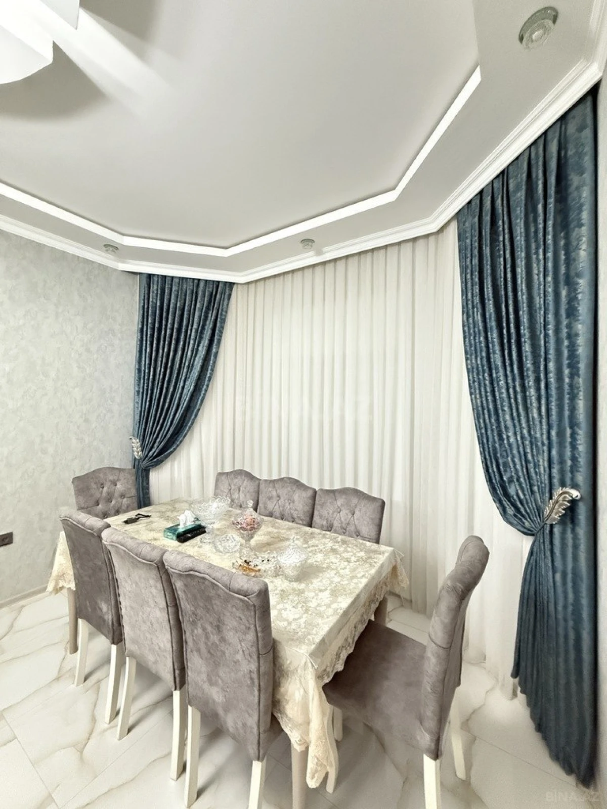 Satılır 4 otaqlı həyət evi 180 m²