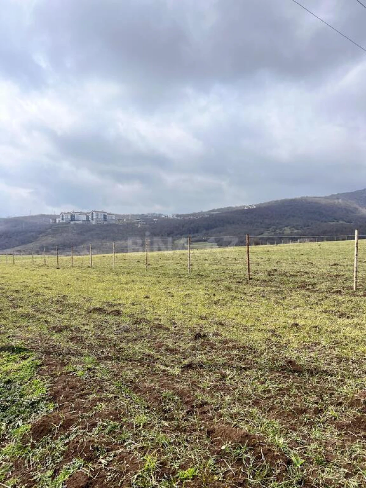 Satılır torpaq sahəsi 142 m²