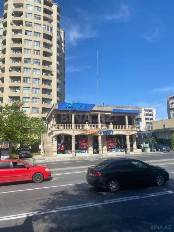 Satılır obyekt 100 m²