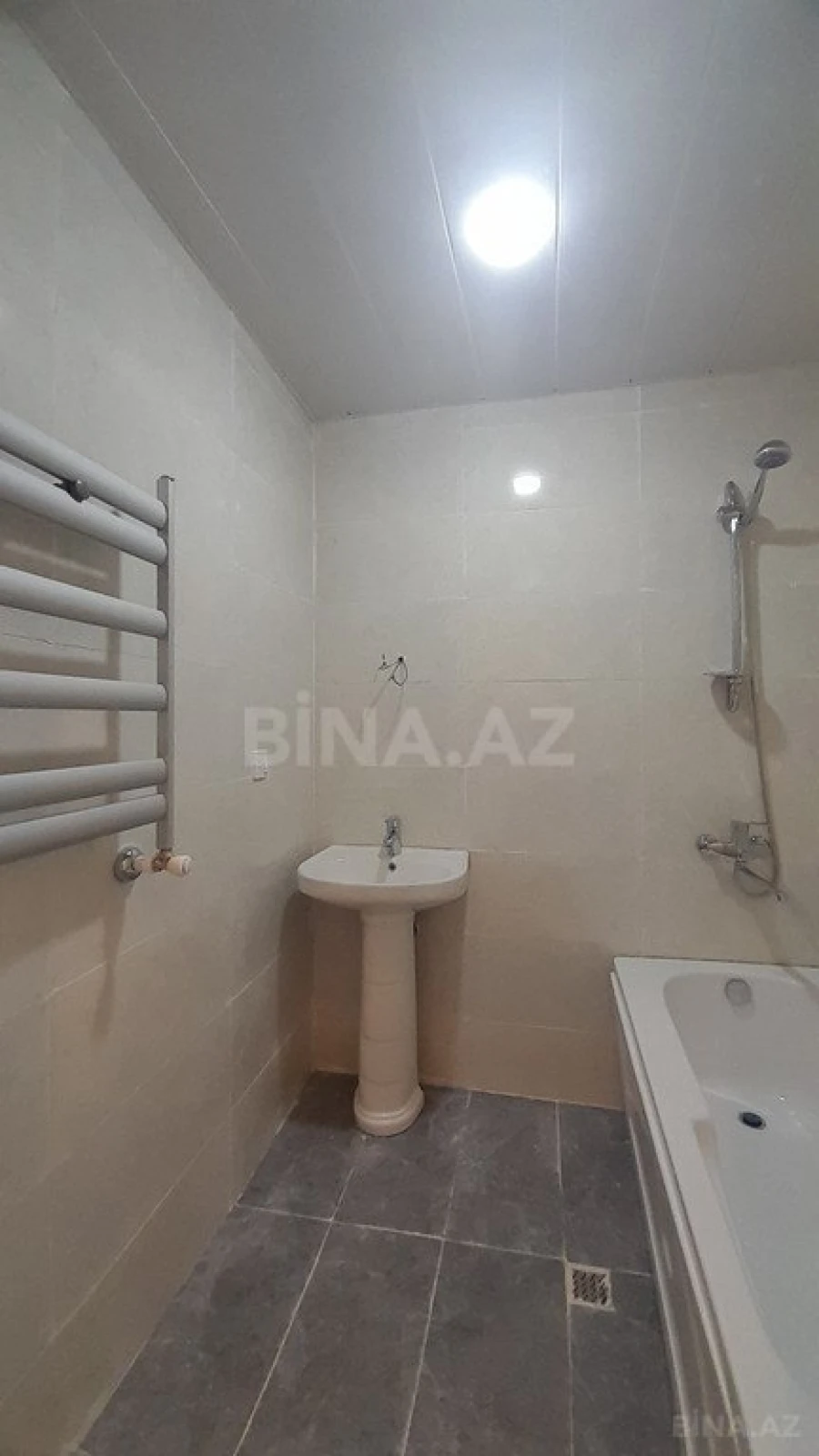 Satılır 3 otaqlı mənzil 73 m²