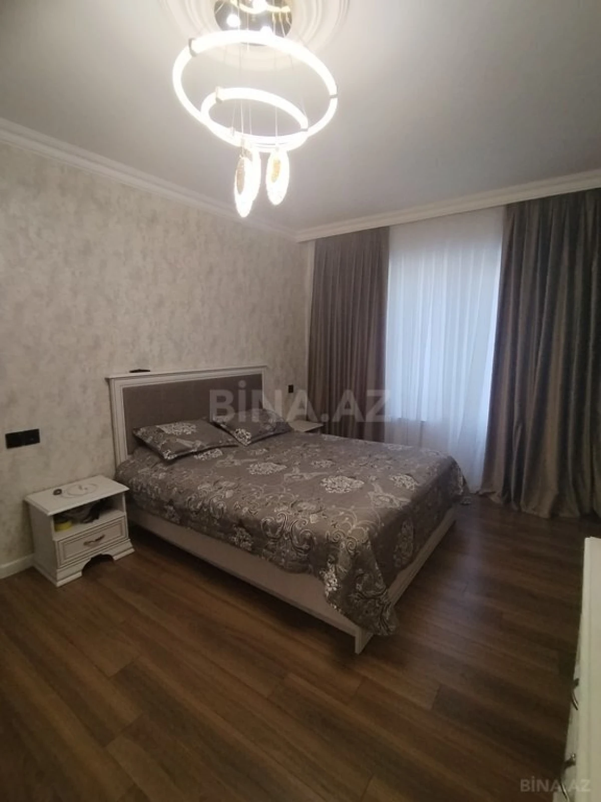 Satılır 3 otaqlı mənzil 90 m²