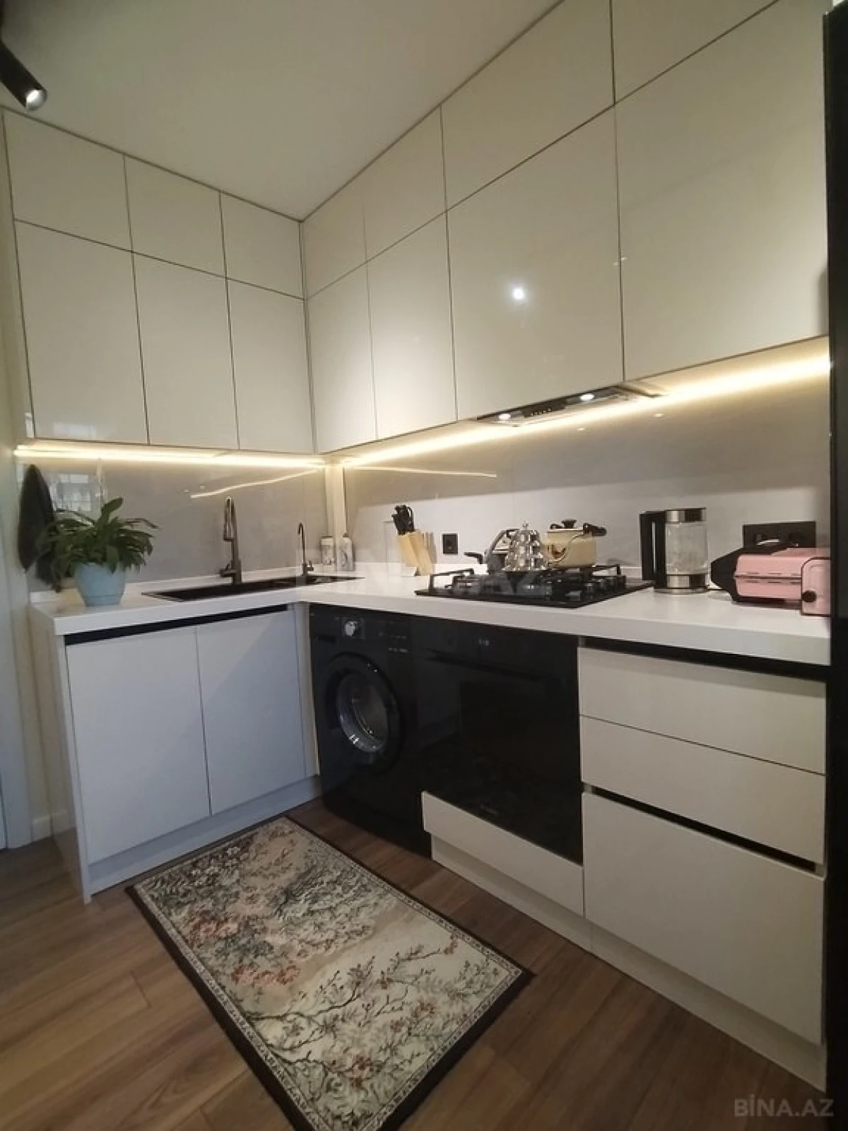 Satılır 3 otaqlı mənzil 90 m²