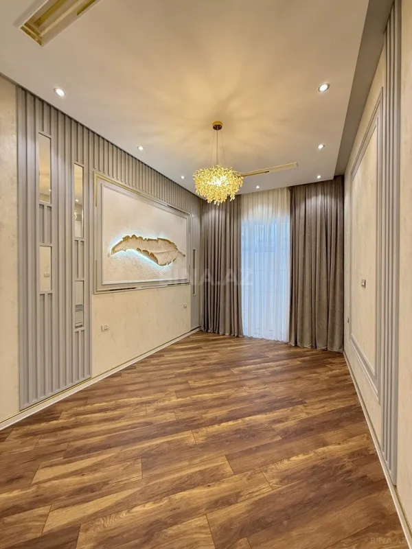 Satılır 4 otaqlı həyət evi 220 m²