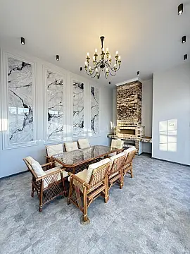 Satılır 4 otaqlı həyət evi 220 m²