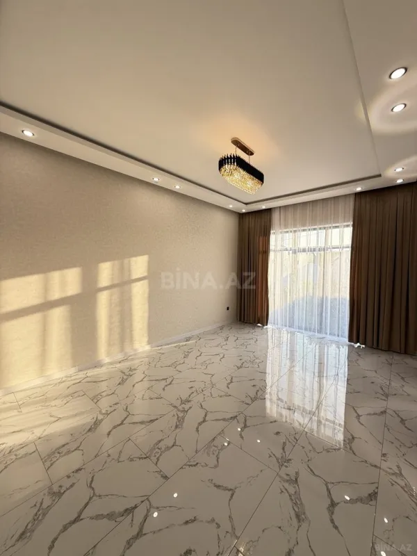 Satılır 4 otaqlı həyət evi 140 m²