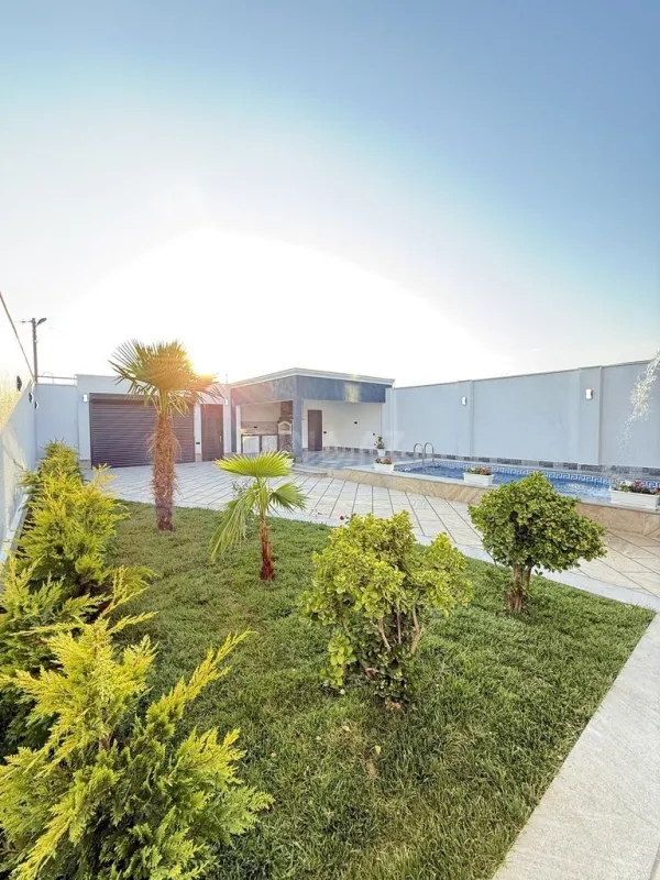 Satılır 4 otaqlı həyət evi 140 m²