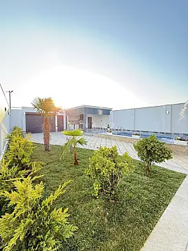 Satılır 4 otaqlı həyət evi 140 m²
