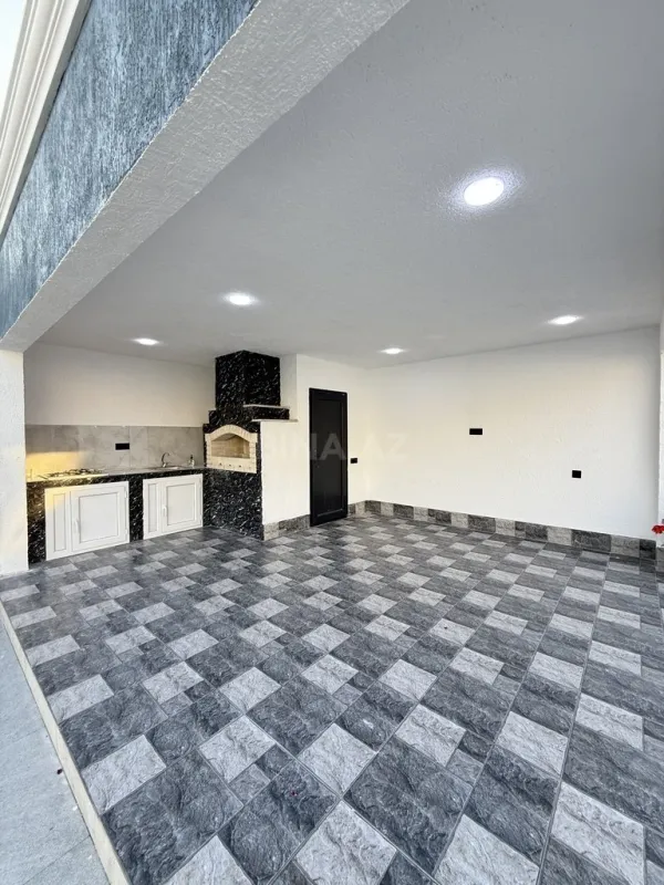 Satılır 4 otaqlı həyət evi 140 m²