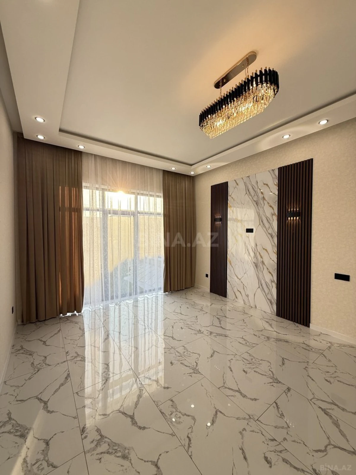 Satılır 4 otaqlı həyət evi 140 m²