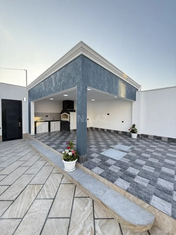 Satılır 4 otaqlı həyət evi 140 m²