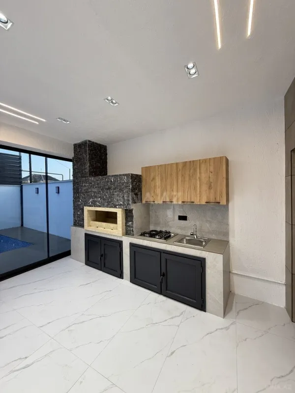 Satılır 4 otaqlı həyət evi 160 m²