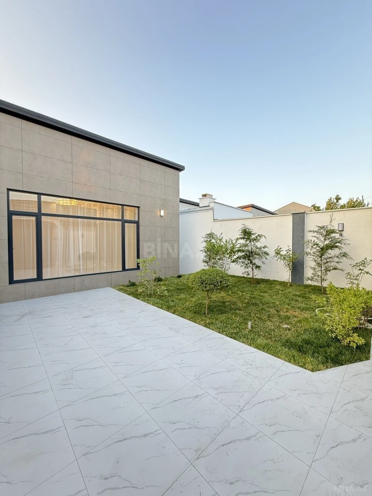 Satılır 4 otaqlı həyət evi 160 m²