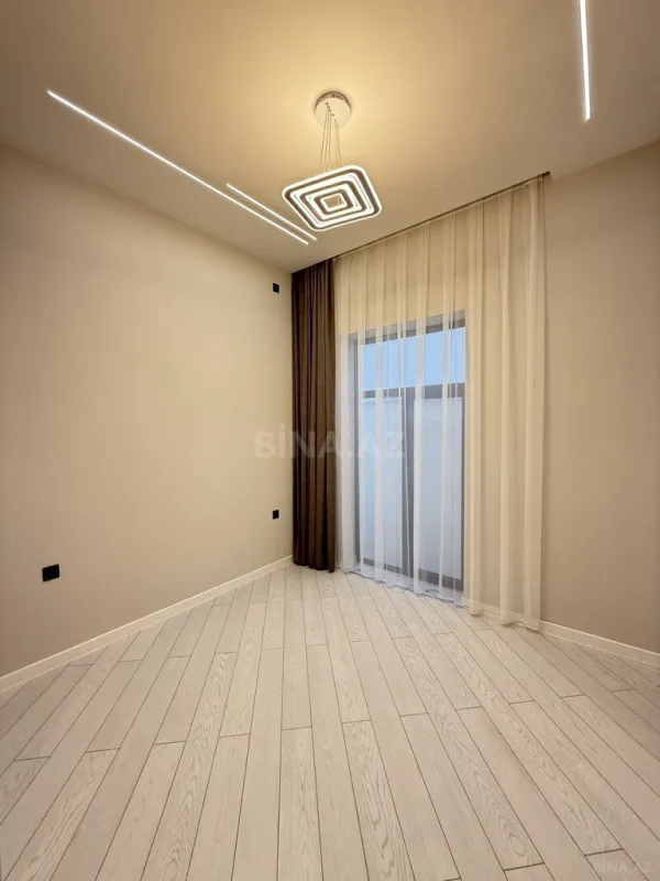 Satılır 4 otaqlı həyət evi 160 m²