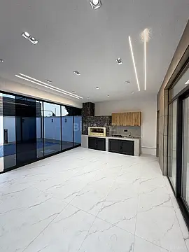 Satılır 4 otaqlı həyət evi 160 m²