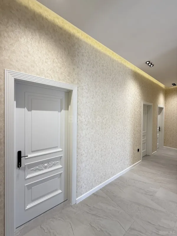 Satılır 4 otaqlı həyət evi 155 m²