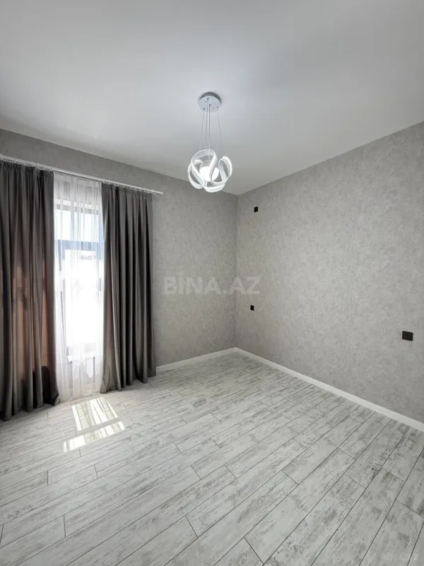 Satılır 4 otaqlı həyət evi 155 m²